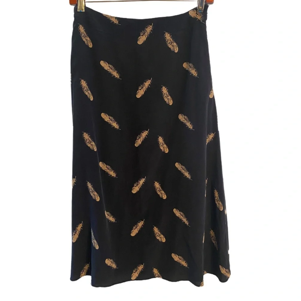 Feather Print 100% Silk Black A-Line Skirt Size M